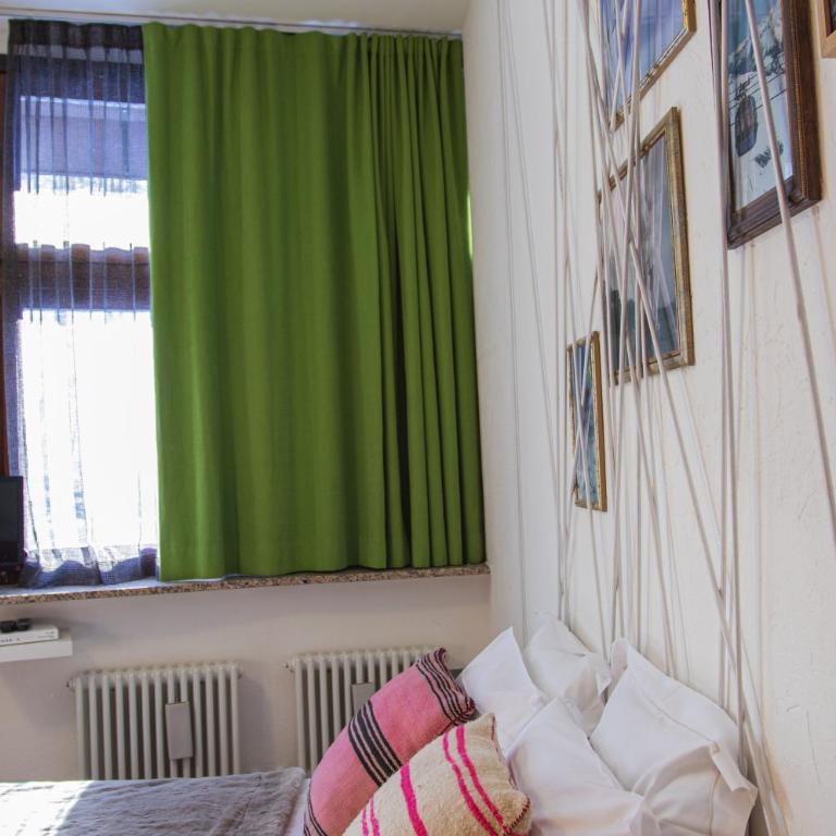BASE CAMP alpine apartments - Deluxe Studio - Separate Building - 3