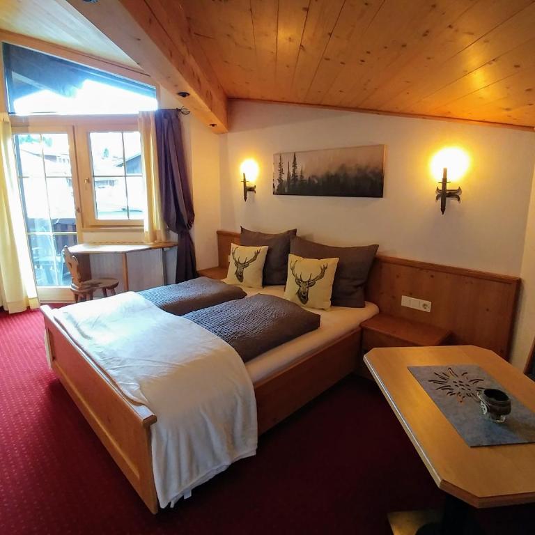 Ferienhaus Bergblick - Apartment mit 3 Schlafzimmern und Balkon - 9