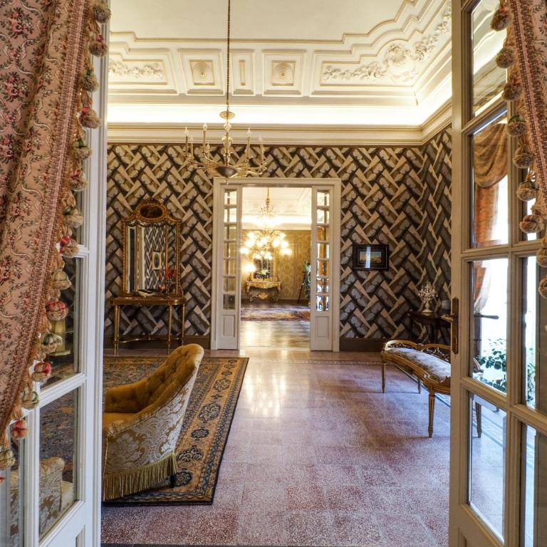 Palazzo Degli Antoci - Suite con Balcone - 1