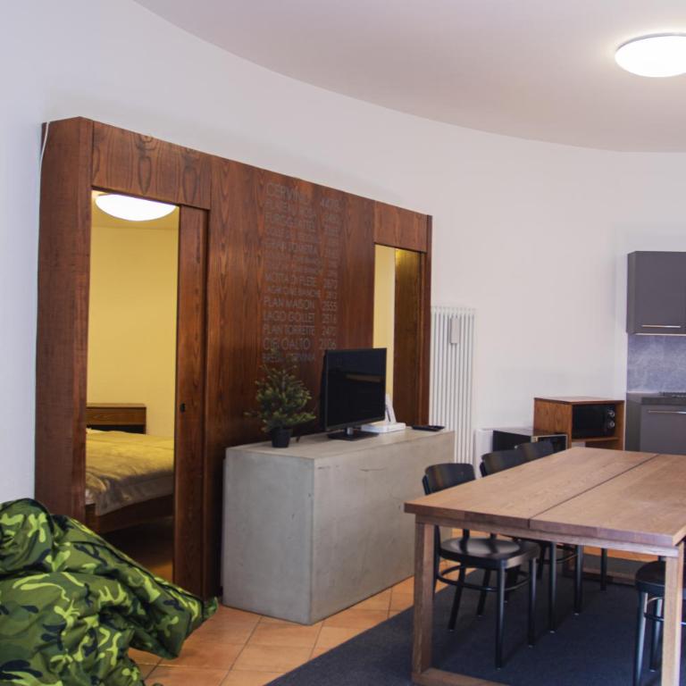 BASE CAMP alpine apartments - Deluxe Apartment - Separate Building - 4
