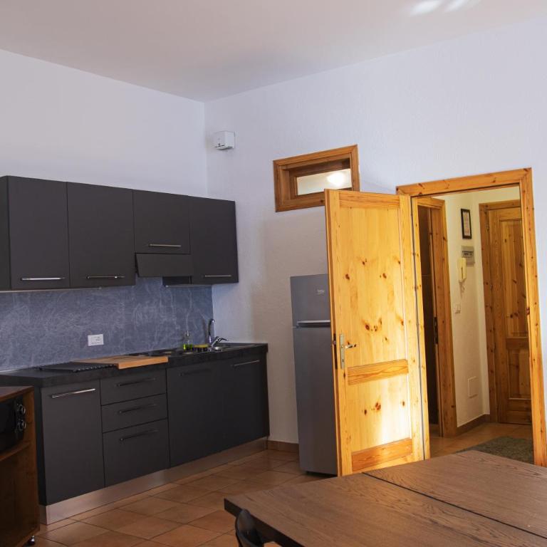 BASE CAMP alpine apartments - Deluxe Apartment - Separate Building - 9