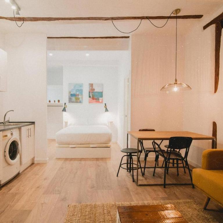 CHARMING DESIGN APARTMENT REINA SOFIA - Apartment - 21