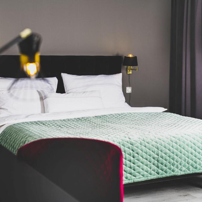 Hotel Parks - Superior Junior Suite mit Balkon und Seeblick - 8