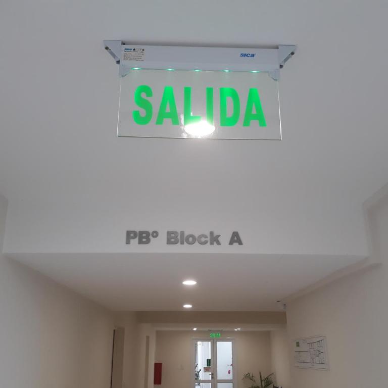 Luminoso con ubicación estratégica - Apartamento - Planta baja - 13