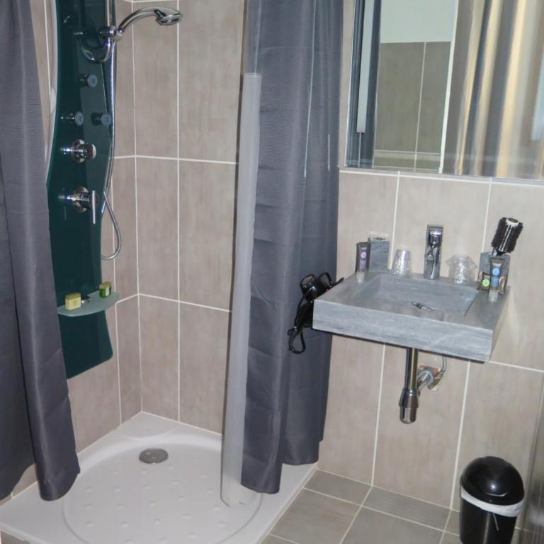 Villa fiora classée 4 étoiles - Villa avec Piscine Privée - 24