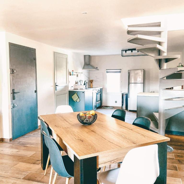 LE BELVEDERE - One-Bedroom Apartment - 12