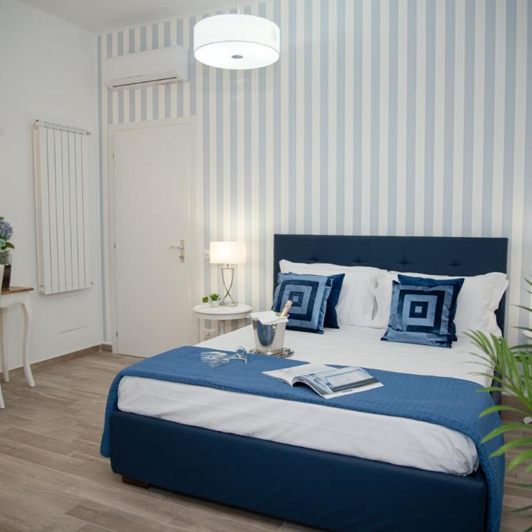 Porta Aragonese Luxury Rooms - Deluxe Double Room (2 Adults + 1 Child) - 7