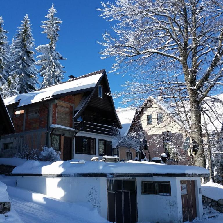 Čarobna Kuća Jahorina - Three-Bedroom House - 23