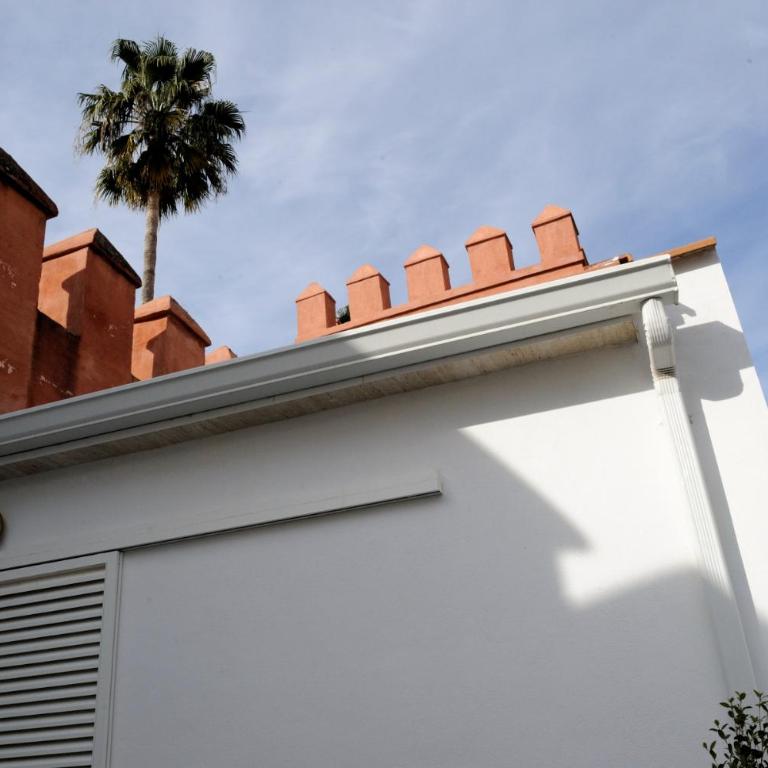 The Wall of the Alcázar Palace - Casa independiente de 2 dormitorios con terraza - 6