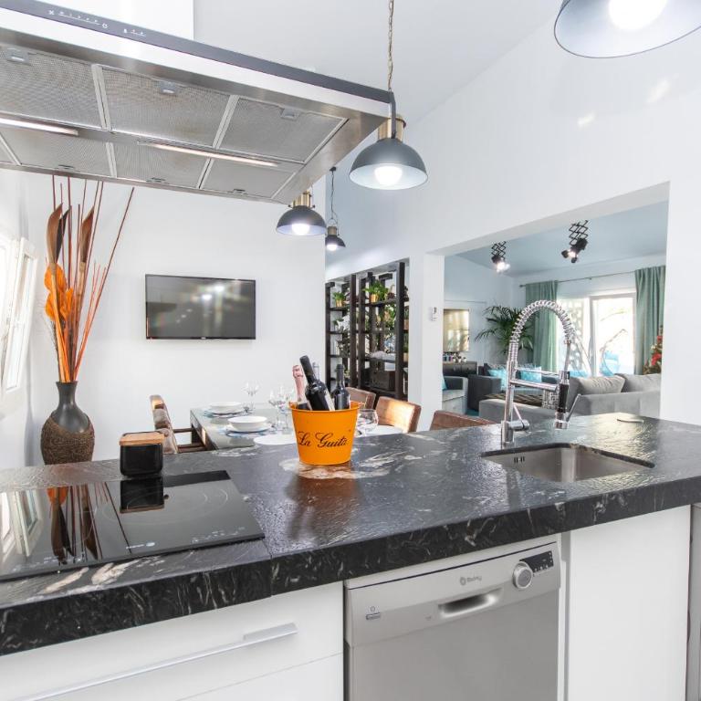 Cubo's Cozy & Modern Sol de Malaga - Villa con piscina privada - 24