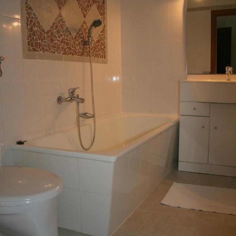 B&B Goldener Stern - Habitación Cuádruple con bañera - 3
