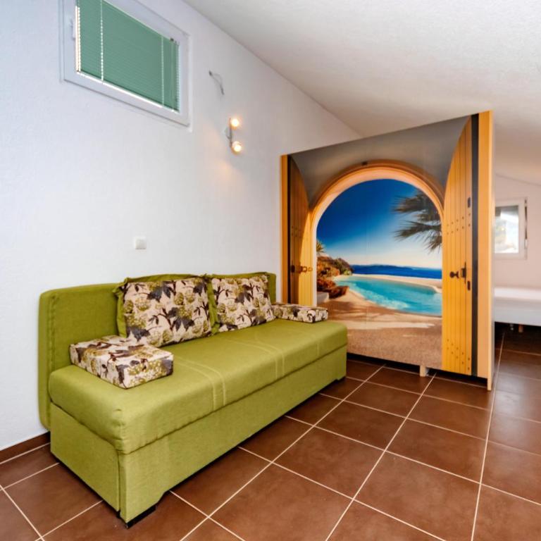 Apartments Maslina - Standardni Trokrevetni Studio - 1