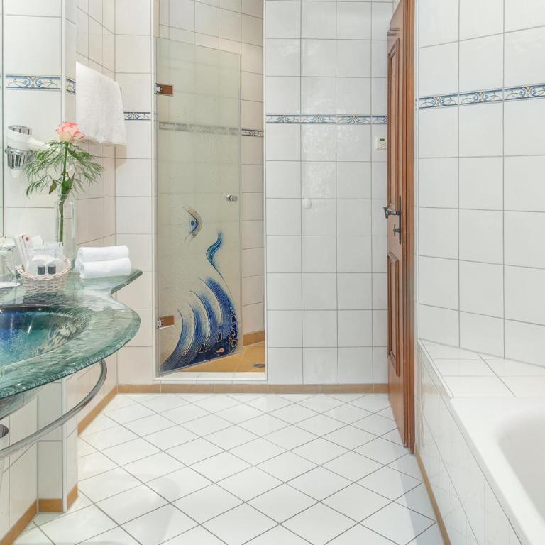 Hotel Obermaier - Comfort Zimmer - 2