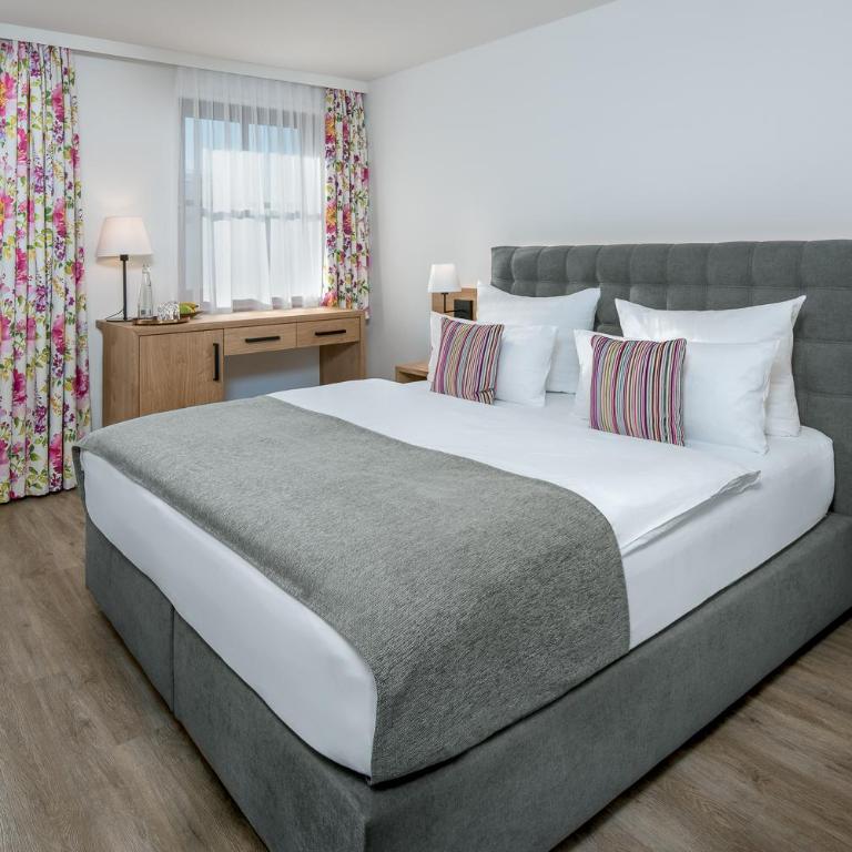 Hotel Obermaier - Suite Sissy - 3