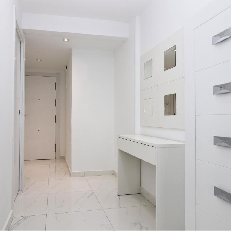 Albatros Ground Floor 1-4 Apartment Levante Beach - Apartment - 18