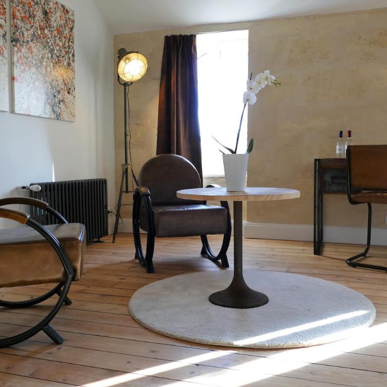 Le Clos des Queyries, Chambres d'Hôtes - Suite Salinières - Vue sur Jardin - 9