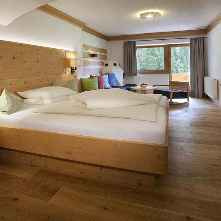 Natur- & Wanderhotel Tuxertal - Sonnensuite - 2