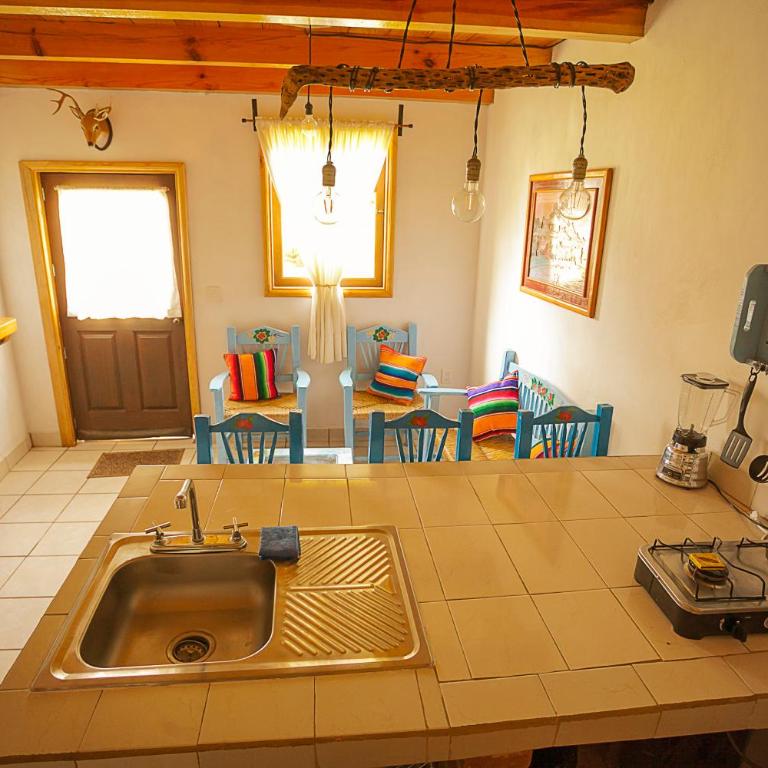 Htl & Villas Las Glorias Mazamitla, céntricas, parking, jardín - Villa de 1 dormitorio - 9