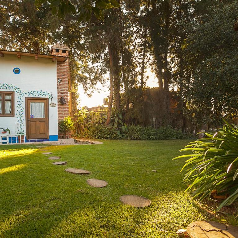 Htl & Villas Las Glorias Mazamitla, céntricas, parking, jardín - Villa de 1 dormitorio - 3