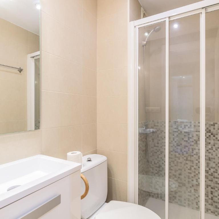 BeraBera,Parking free,2WC,Terraza,Aire acond,Auto Checkin - Apartamento de 2 dormitorios - 26