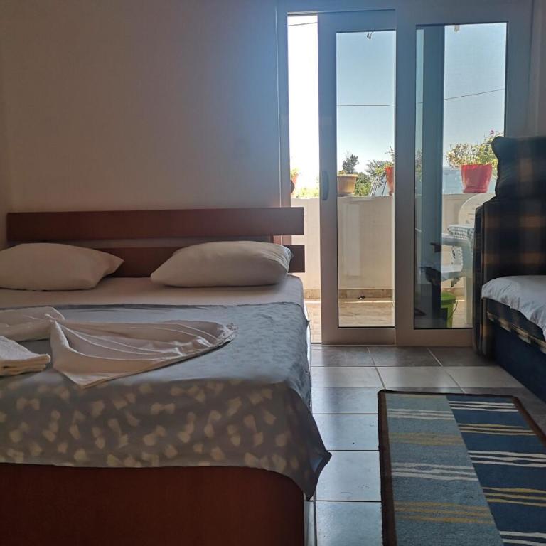 Apartments Daris - Studio Apartment - 2