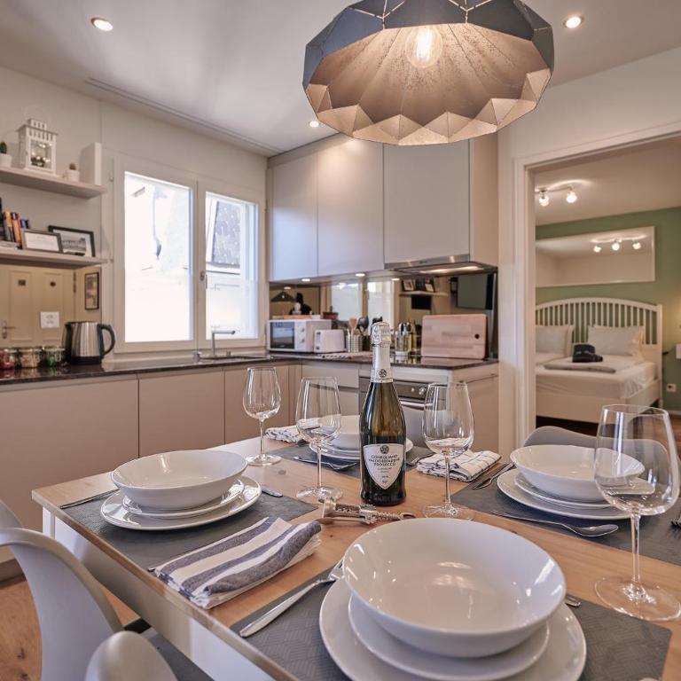 City Center Apartment with Mountain View - Apartamento de 1 dormitorio - 1