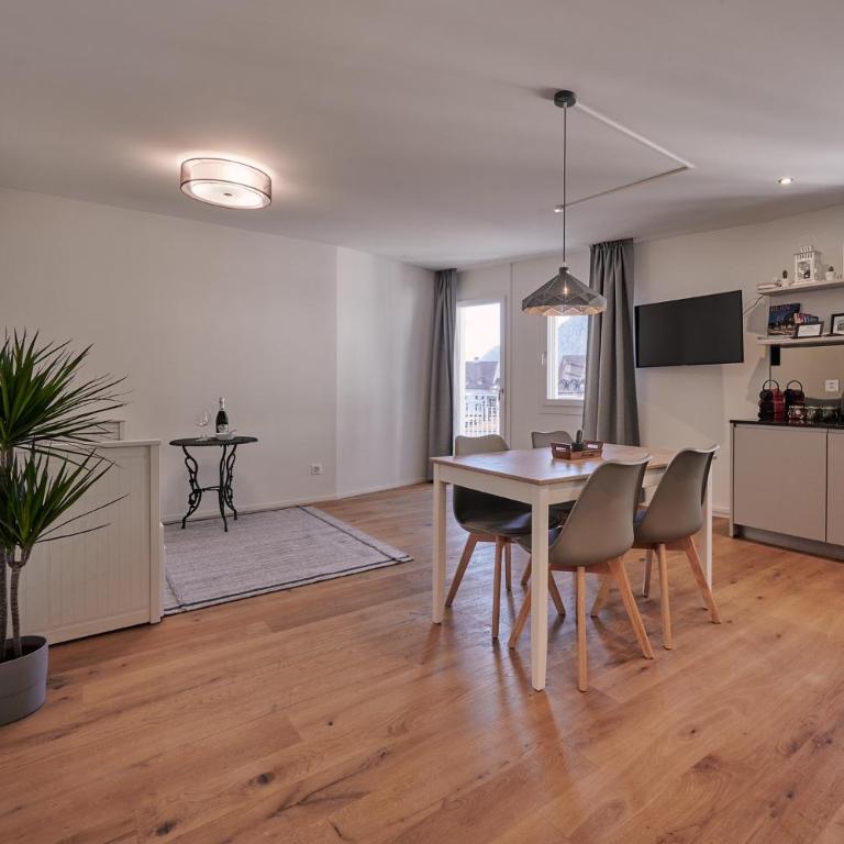 City Center Apartment with Mountain View - Apartamento de 1 dormitorio - 10