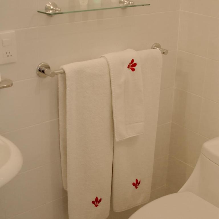 Casa Comtesse - Deluxe King Room - 11