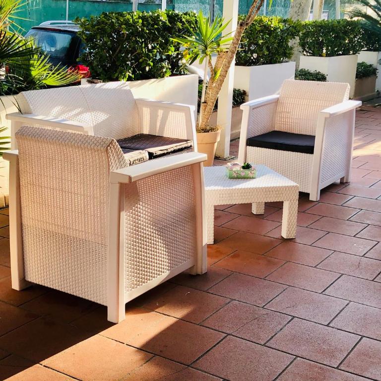 Hotel Garisenda sul Lungomare Riccione B&BRUNCH - Economy Double Room - 8