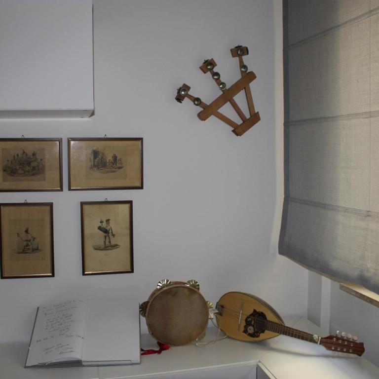 A casa e Pepe Lovely flat in the heart of Naples. - Two-Bedroom Apartment - 3