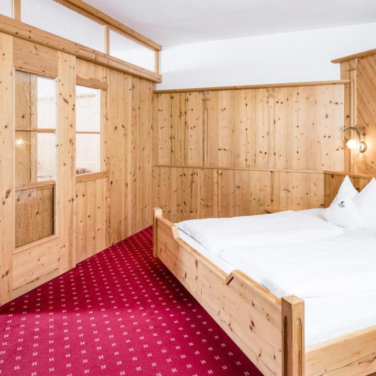 Hotel Schneeberg FAMILY SPA RESORT - Suite con Balcone - 2