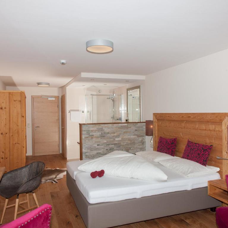 Boutiquehotel Berghof - Deluxe Doppelzimmer - 5
