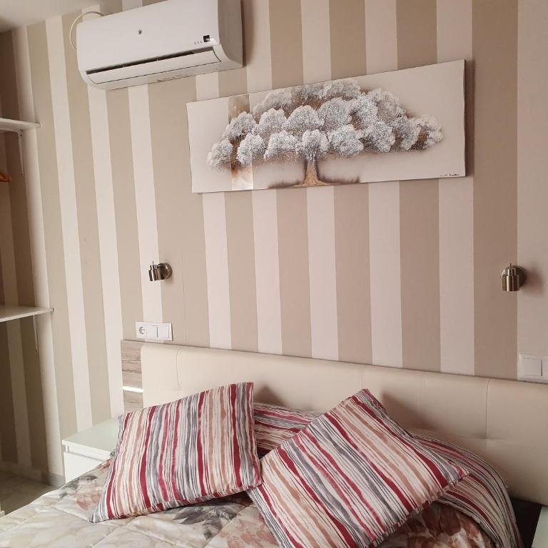Hostal Puerta Carmona - Habitación Doble Deluxe con ducha - 4