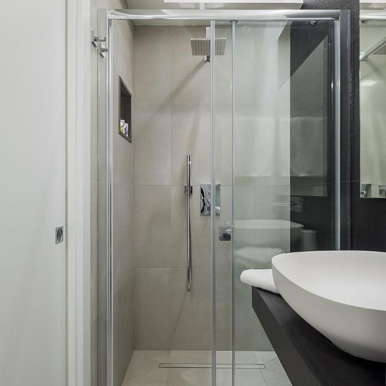 B&B Galleria Cavour - Camera King Deluxe - 23