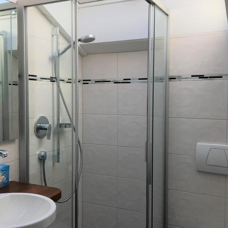 Gästehaus Seeklause - Doppelzimmer mit Balkon - 8