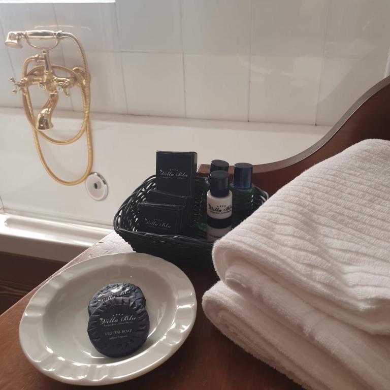 Boutique Hotel Villa Blu Cortina D'Ampezzo - Camera Matrimoniale con Letto Supplementare - 1