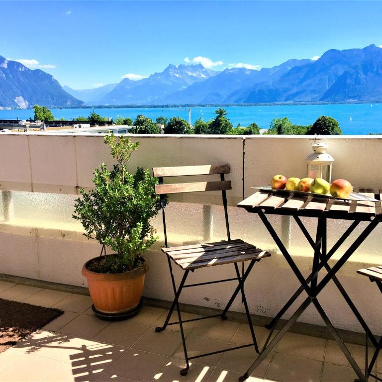 Spacious Apartment amazing View 35 - Apartment mit Seeblick - 6