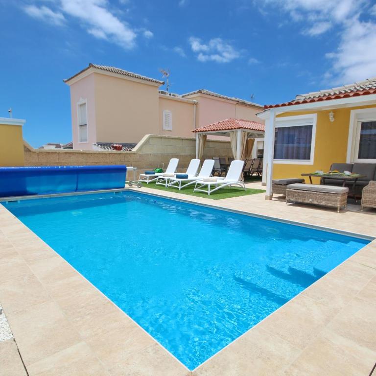 Amazing 5-bedroom villa in Costa Adeje - Villa - 3