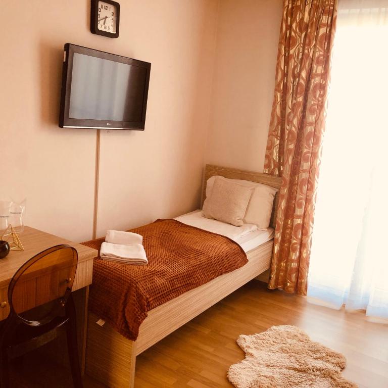 Hotel Malta - Standard Double or Twin Room - 12