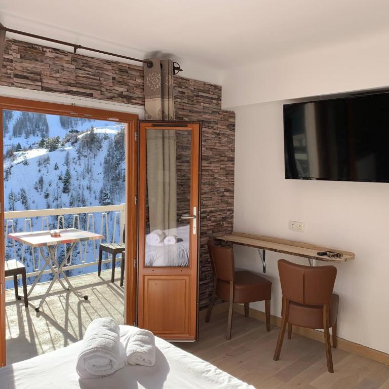 Hôtel Chastellares - Chambre Double avec Terrasse - 30