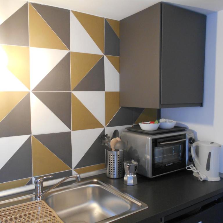 Manuela Apartments San Domenico Centro Storico - Appartamento con 2 Camere da Letto - 17