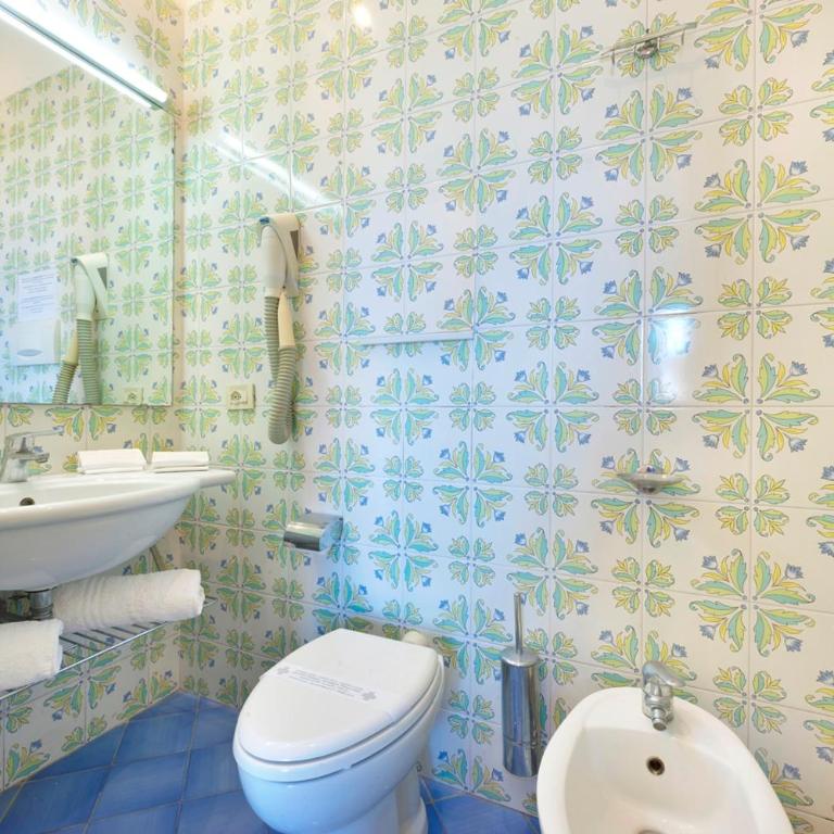 Hotel Girasole - Camera Quadrupla - 2