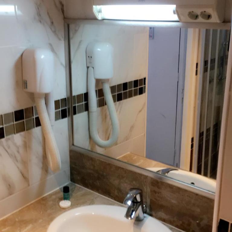 Hotel Les Arcades - Chambre Double Standard - 7