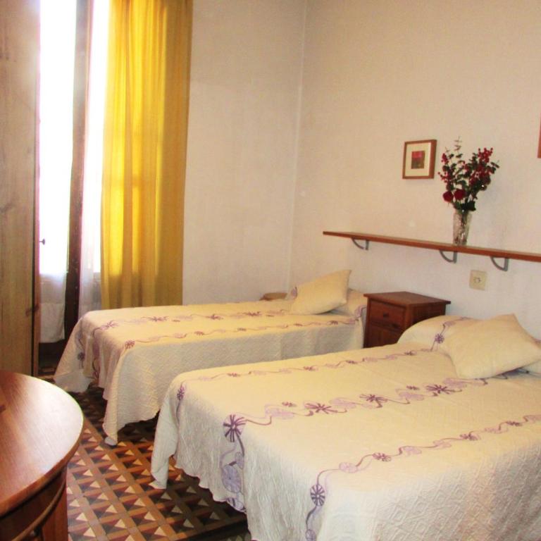 Hostal Lima - Triple Room - 1