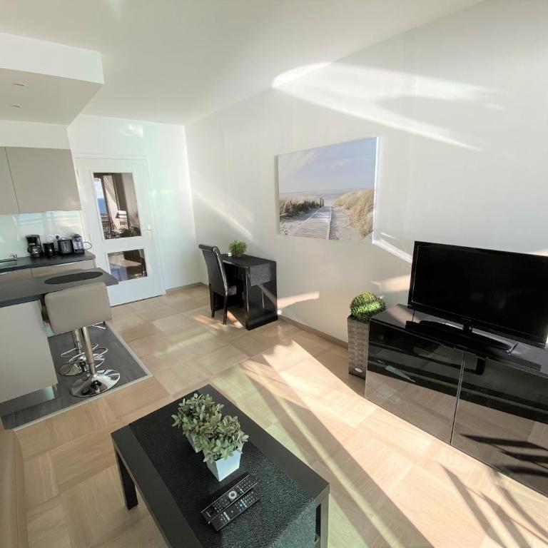 SEA FRONT - panoramic sea view studio with terrace - Studio - Vue sur Mer - 14