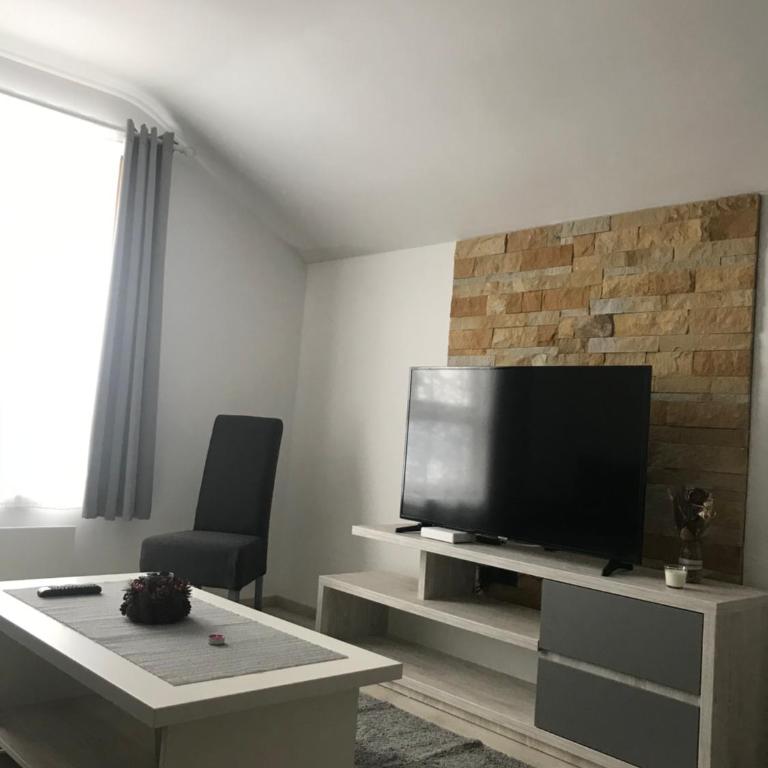 FamilyKop Apartments Milmari - One-Bedroom Apartment - 16