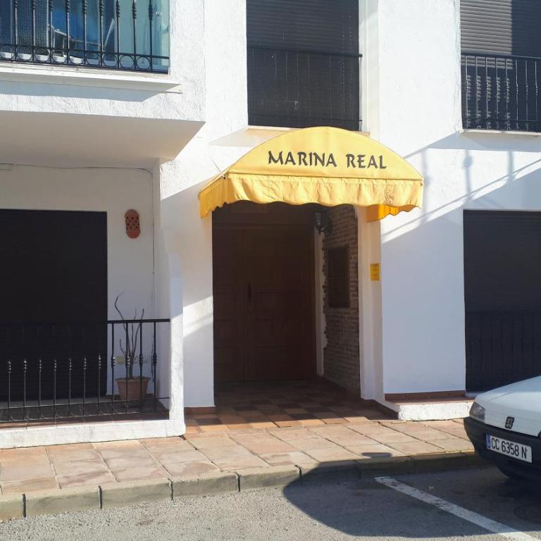 Apartamento 409 Marina Real Puerto de la Duquesa playa - Apartamento - 57