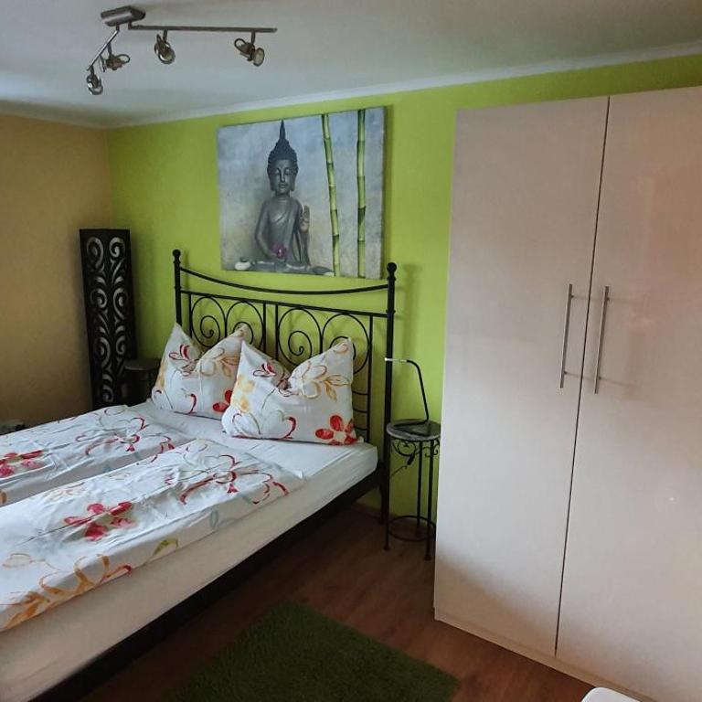 Eva's Ferienwohnungen - Apartment mit Bergblick - 1. Etage - 10