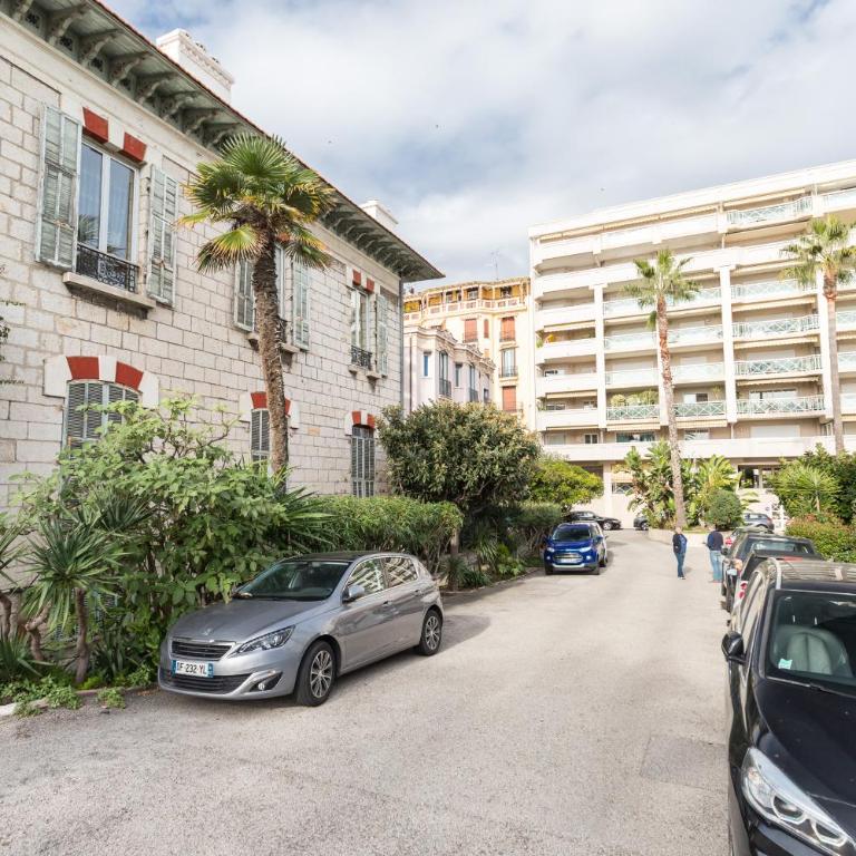 Promenade des Anglais . Nice - Appartement 1 Chambre - 24