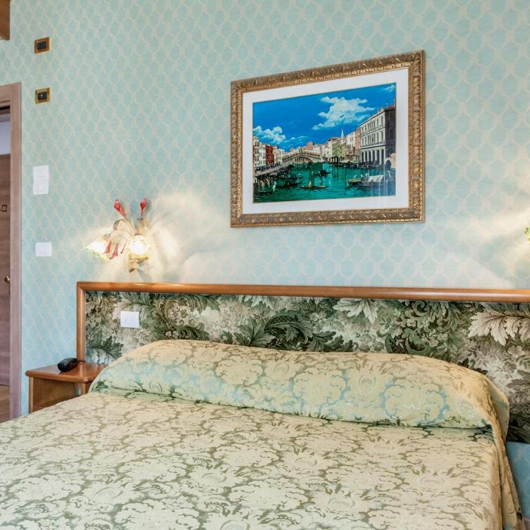 Hotel Venezia - Camera Matrimoniale/Doppia con Letti Singoli - 3